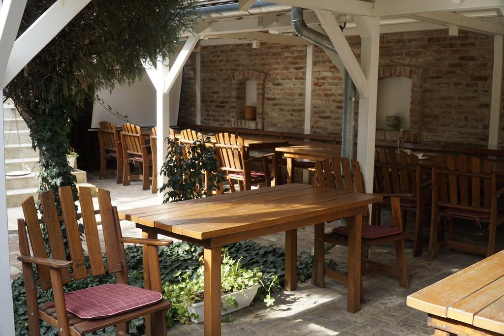 德布勒森 皮特非亚畔兹奥旅馆酒店 外观 照片